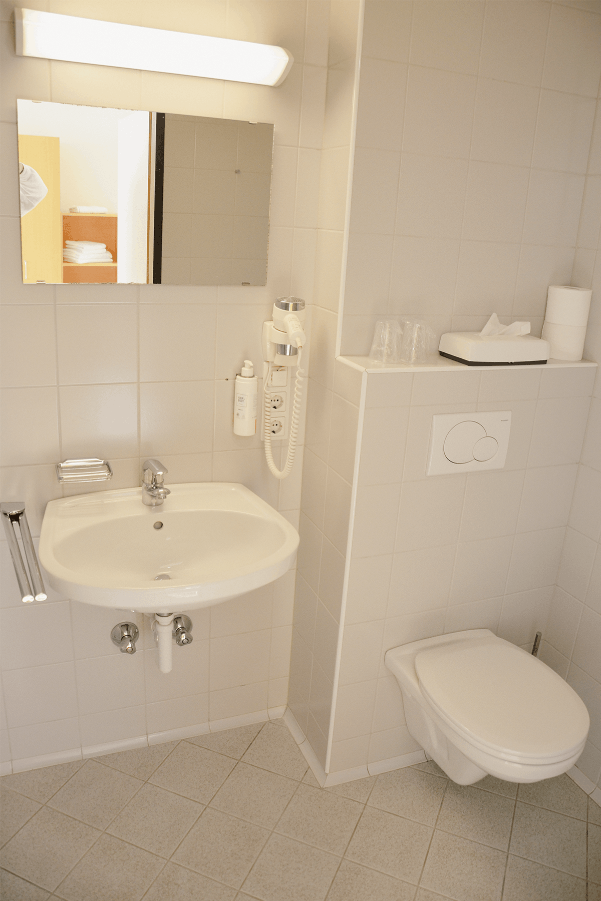 Doppelzimmer 15,5m² - Bild 4